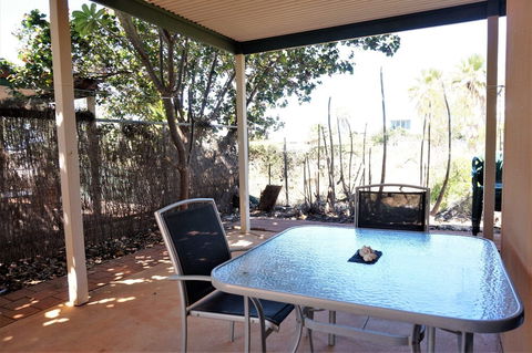 Ningaloo Breeze Villa 2 - Accommodation Batemans Bay 0