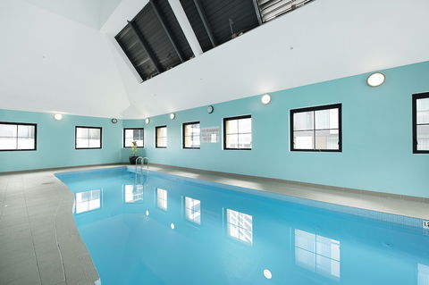 YEHS Hotel Sydney Harbour Suites - Accommodation Batemans Bay 3