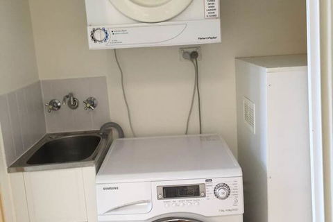 Regent Place Apartments - Accommodation Batemans Bay 7