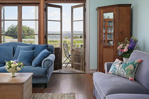 The Spotted Chook - Accommodation Batemans Bay 3