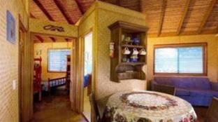 Straddie Bungalows - Accommodation Batemans Bay 1