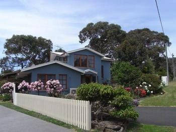 Anchlia Waterfront Cottage - Accommodation Batemans Bay 0