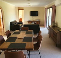 Annies Holiday Units - Accommodation Batemans Bay
