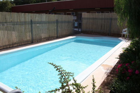 Camellia Motel - Accommodation Batemans Bay 3