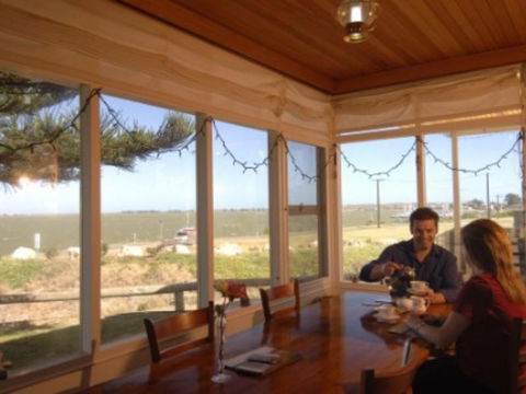 Vue De M Bed & Breakfast - Accommodation Batemans Bay 3
