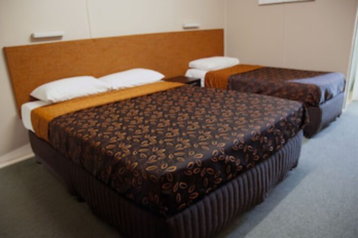 Winton QLD Accommodation Batemans Bay