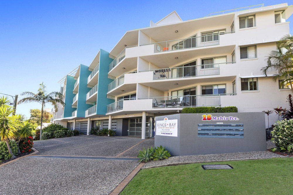 Aroona QLD Accommodation Batemans Bay