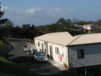 Lookout Holiday Units - Accommodation Batemans Bay 0