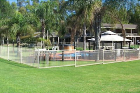 Tocumwal Golf Resort - Accommodation Batemans Bay 3