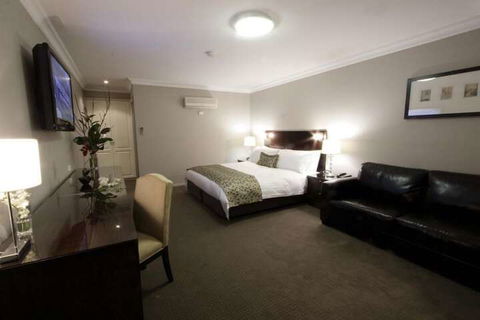 Carlyle Suites & Apartments - Accommodation Batemans Bay 4