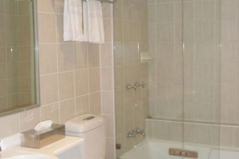 Carlyle Suites & Apartments - Accommodation Batemans Bay 5