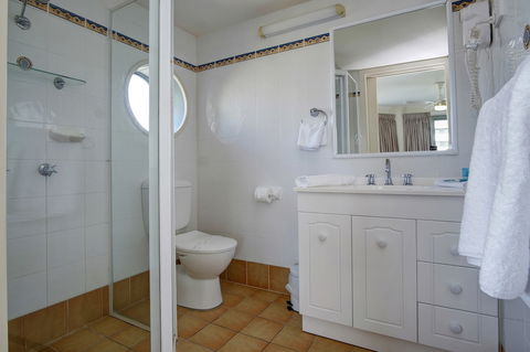 Sails Luxury Apartments, Forster - Accommodation Batemans Bay 5