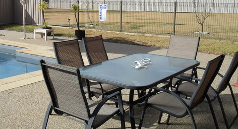 Settlement Motor Inn, Deniliquin - Accommodation Batemans Bay 4