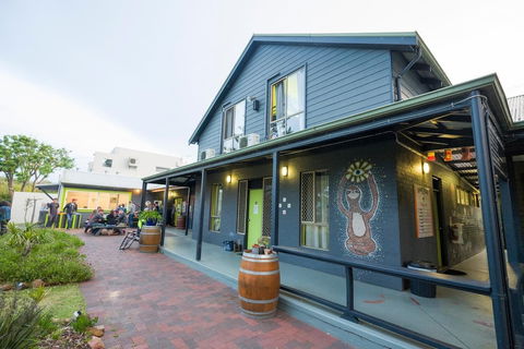 Dunsborough Beachouse YHA Hostel - Accommodation Batemans Bay 3
