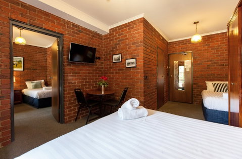 Armour Motor Inn - Accommodation Batemans Bay 5