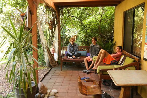 Samurai Beach Bungalows Port Stephens YHA - Accommodation Batemans Bay 7