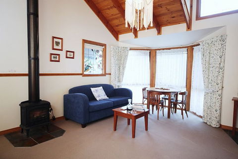 Cottages On Edward - Accommodation Batemans Bay 1