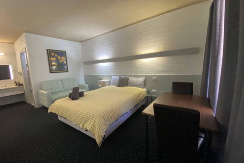 Capri Motel - Accommodation Batemans Bay 6