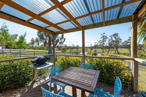 Hazelcreek Cottages - Accommodation Batemans Bay 6