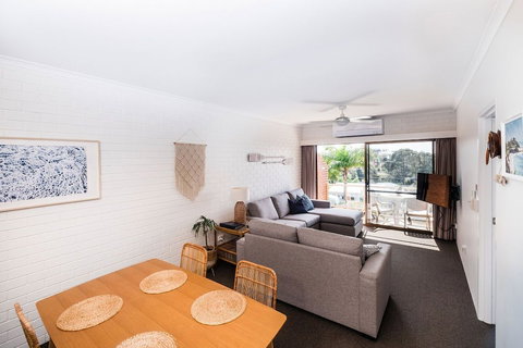 Mollymook Seascape Motel & Apartments - Accommodation Batemans Bay 6