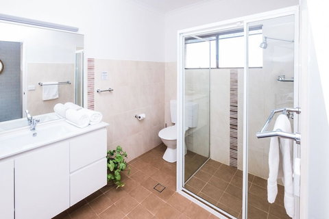 Mollymook Seascape Motel & Apartments - Accommodation Batemans Bay 5