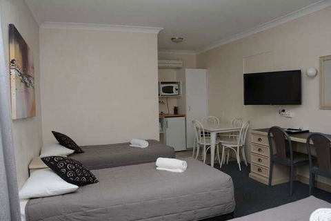Ben Chifley Motor Inn - Accommodation Batemans Bay 5