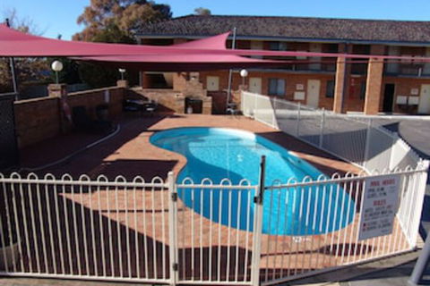 Ben Chifley Motor Inn - Accommodation Batemans Bay 0