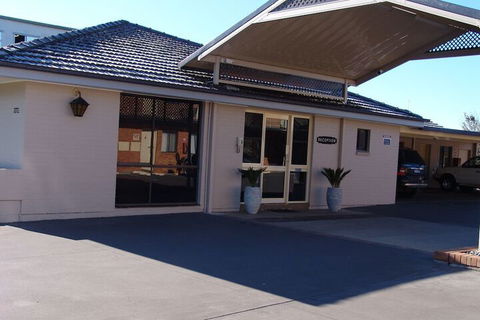 Ben Chifley Motor Inn - Accommodation Batemans Bay 1