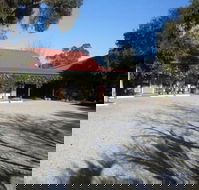 Jolly Swagman Motor Inn Holbrook - Accommodation Batemans Bay