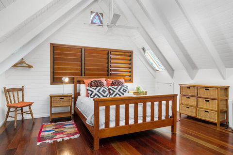 A PERFECT STAY - Longhouse - Accommodation Batemans Bay 4