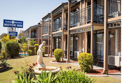 Town Beach Motor Inn Port Macquarie - Accommodation Batemans Bay 3