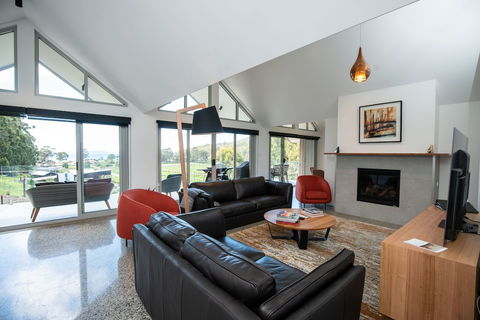 Adventure Bay Retreat - Accommodation Batemans Bay 6