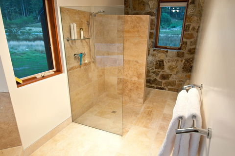 Adventure Bay Retreat - Accommodation Batemans Bay 5