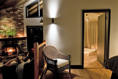 Woodlands Rainforest Retreat - Accommodation Batemans Bay 4
