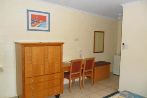 Nanango Antler Motel - Accommodation Batemans Bay 0