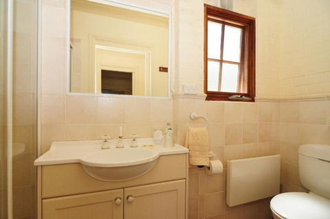 Daisy Cottage - Accommodation Batemans Bay 6