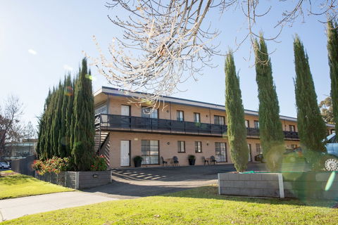 Centralpoint Motel - Accommodation Batemans Bay 2