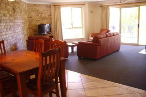 Beach Haven 4 - Accommodation Batemans Bay 4