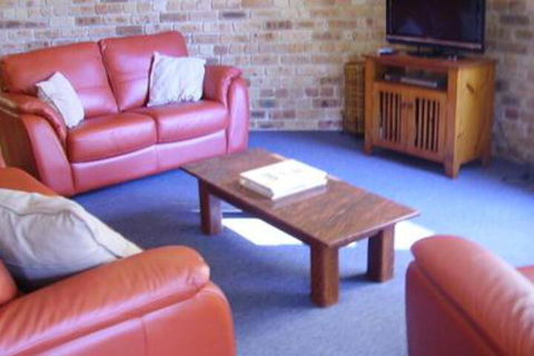 Beach Haven 4 - Accommodation Batemans Bay 2