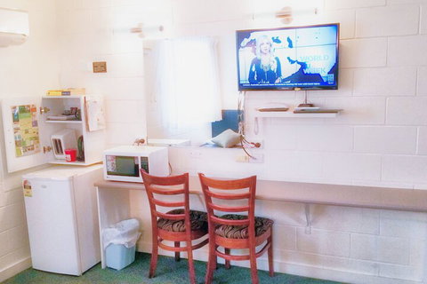 A & A Lodge Motel Emerald - Accommodation Batemans Bay 6