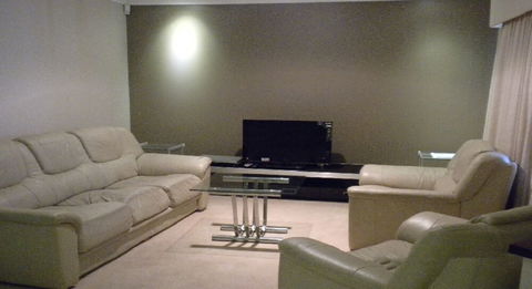 The Retreat - Accommodation Batemans Bay 1