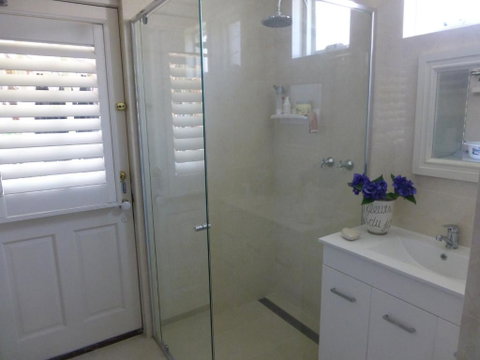 Lakeside Bed & Breakfast - Accommodation Batemans Bay 1