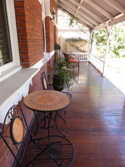 Lakeside Bed & Breakfast - Accommodation Batemans Bay 2