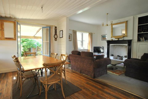 Cooma Cottage - Accommodation Batemans Bay 3