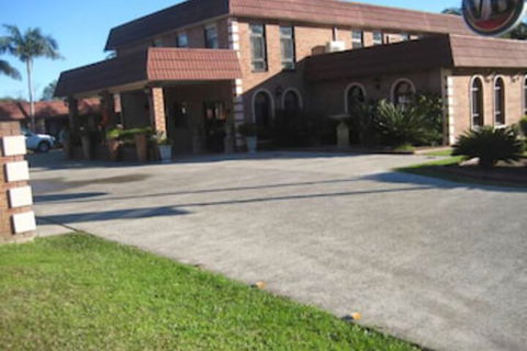 Bulahdelah Motor Lodge - Accommodation Batemans Bay 3