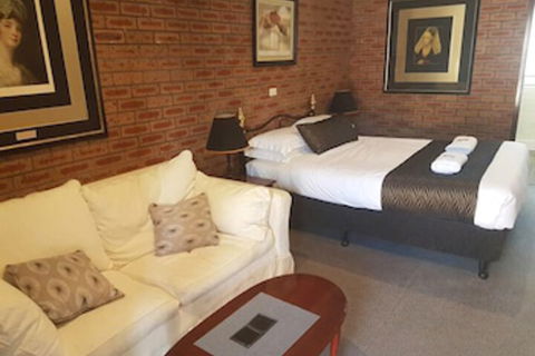 Bulahdelah Motor Lodge - Accommodation Batemans Bay 0