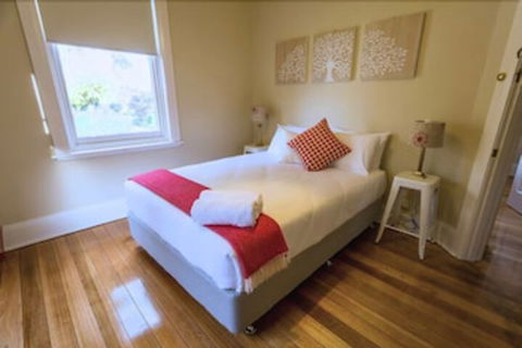 Montacute Boutique Bunkhouse - Accommodation Batemans Bay 1
