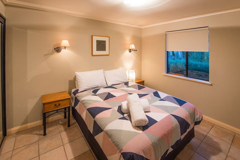 Whalers Cove Villas - Accommodation Batemans Bay 4
