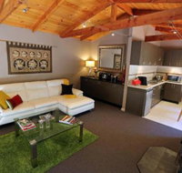 Mirkwood Forest Self contained Spa Cottages - Accommodation Batemans Bay