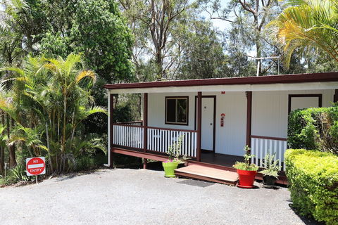 Hilltop On Tamborine - Accommodation Batemans Bay 4